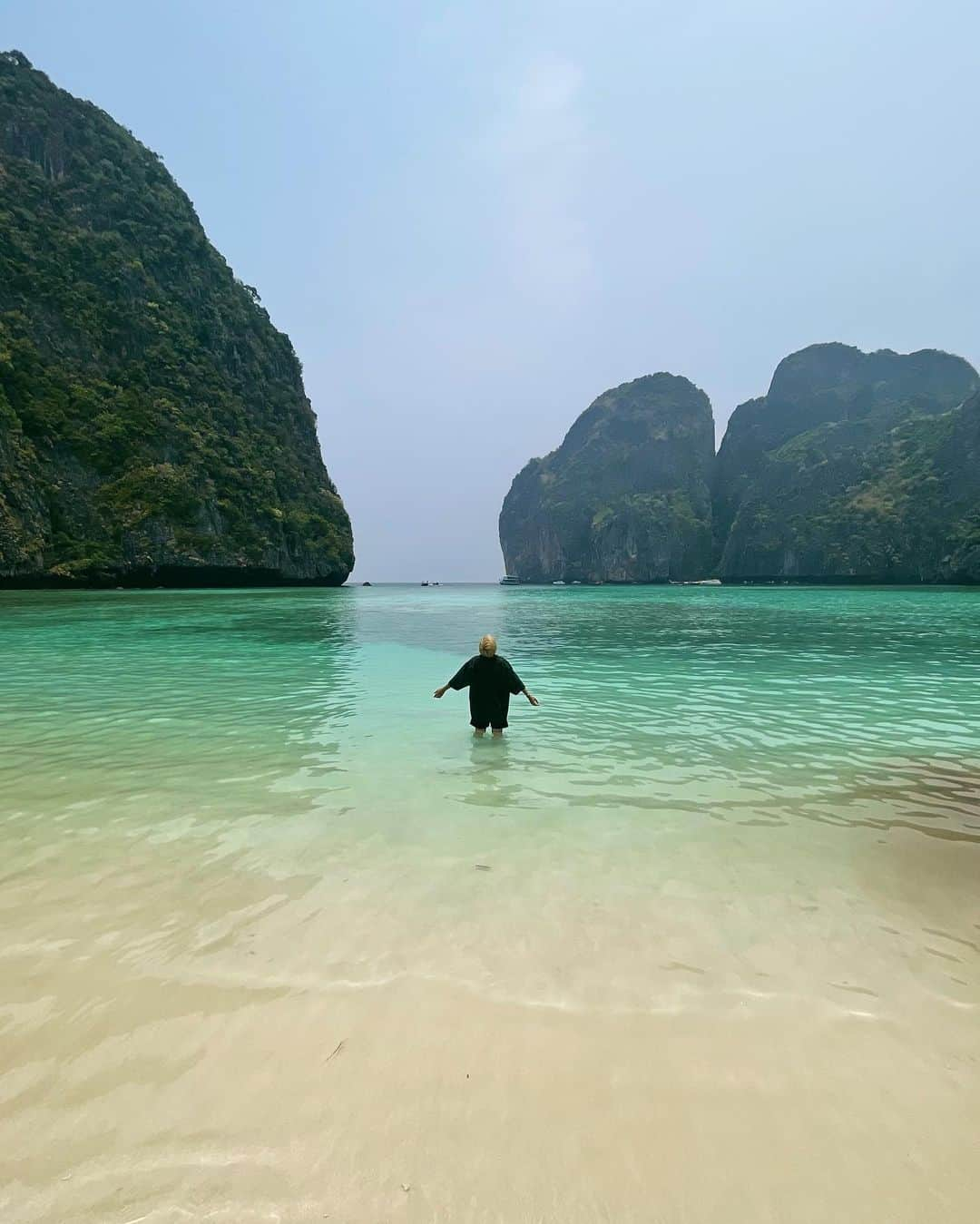 有働真帆さんのインスタグラム写真 - (有働真帆Instagram)「Much needed vacation time in Thailand✨😌🇹🇭🌊 #thailand #mayabay #phiphiisland #Krabi」4月22日 8時01分 - maho_udo