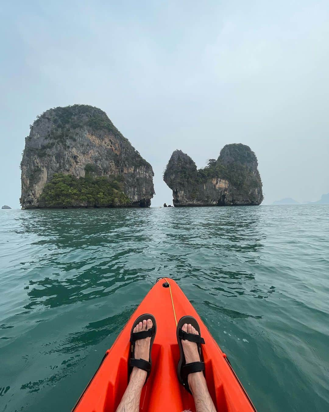 有働真帆さんのインスタグラム写真 - (有働真帆Instagram)「Much needed vacation time in Thailand✨😌🇹🇭🌊 #thailand #mayabay #phiphiisland #Krabi」4月22日 8時01分 - maho_udo