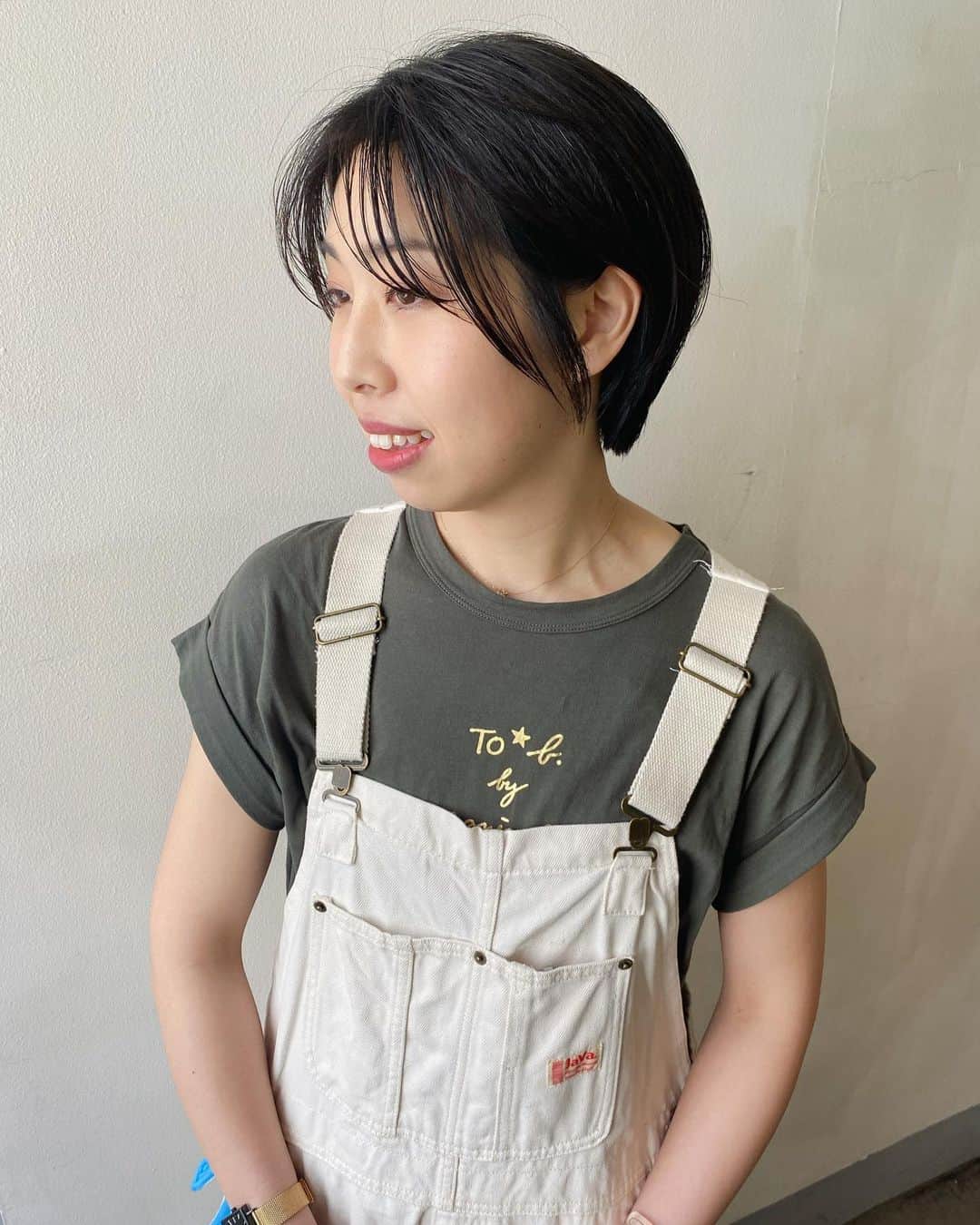 のインスタグラム：「* short cut * #オトナショート #ショートボブ」
