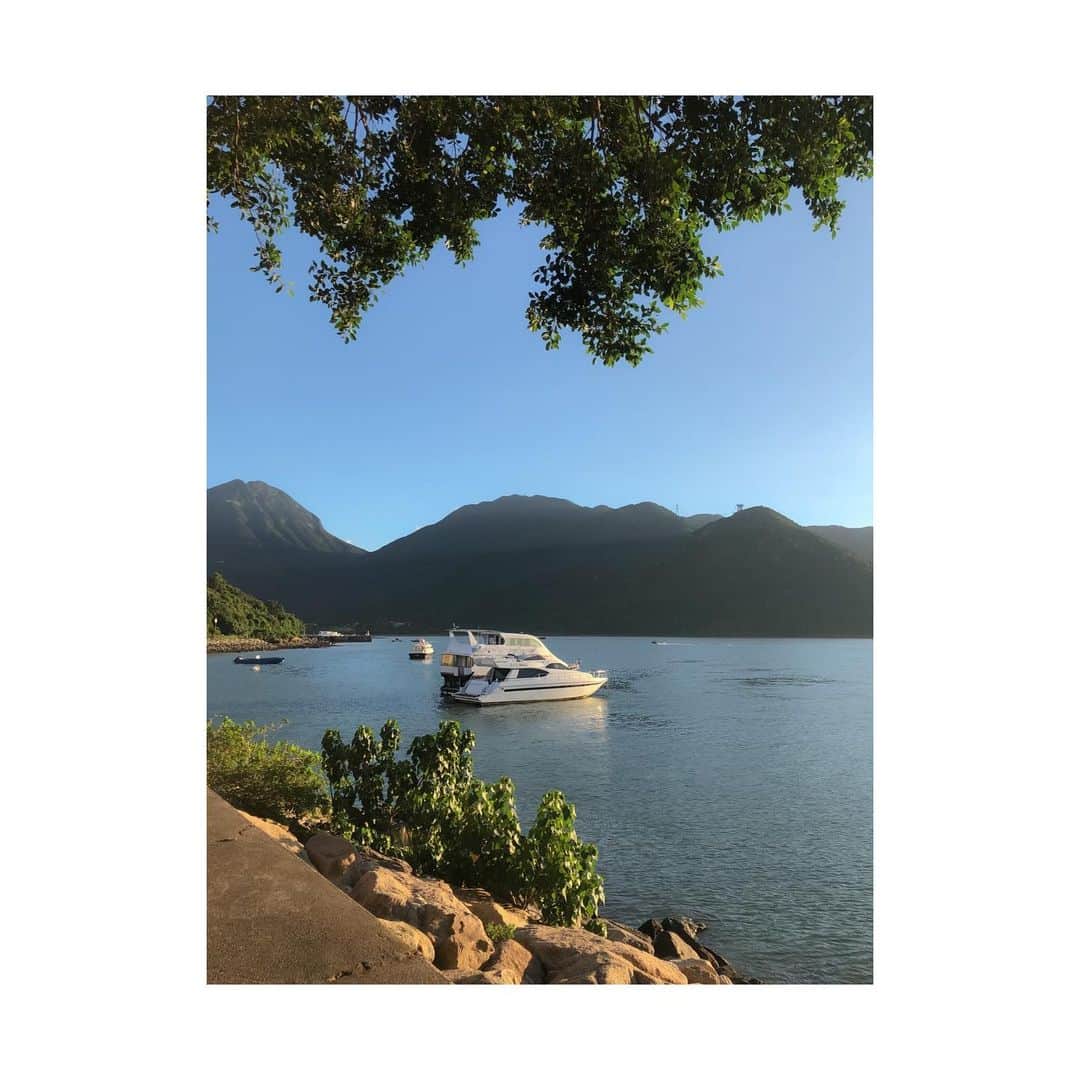 のインスタグラム：「my fav song & my fav view start my day ~」