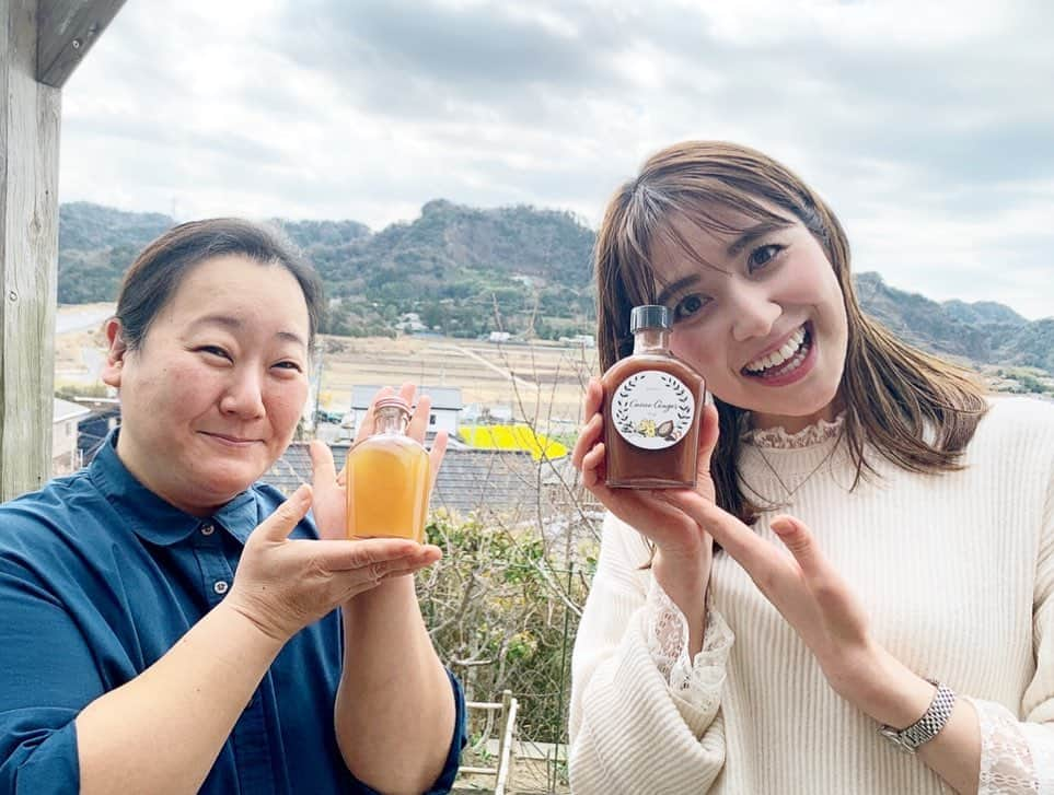 佐藤由季さんのインスタグラム写真 - (佐藤由季Instagram)「🥖🥐🍞🥪🥯 ずーーーっと食べてみたかった ラルジュさん @satomi59639  の自家製酵母パン オーダーしてしまいました😍  #bayfm #プレシャスレポート での 出会いですが、レポート時には、 私も大ファンになったジンジャーシロップ を中心に、甘いものやグラノーラなどは リピートしてきました❣️ がしかし、大好物のパンも作っている ということで、気になって仕方なかった🥺 そうしたら、ラルジュの小林さんから SNSのDMで希望をオーダーしてくれれば👍と聞いて、、、 パン好きの私が頼まない訳がない😍 しかも種類はお任せでお願いしたら、、、 なんとこんなに色んな種類が😍 大興奮です！！！！ ひとつひとつのボリュームが大満足な上に 密度の高いパン生地でもっちもち🤤 具材が入っているものはゴロゴロ盛り沢山！ はぁ。毎朝の楽しみが増えました❤️  ラルジュさんはDMで自家製酵母パンを お願いすることも出来るそうですよ💕 ※送料は別途かかります レポートでの出会いがきっかけで プライベートでもリピートしたり伺ったり って、私、多いなぁ〜🥰  #パン #自家製酵母パン  #パン好き  #リポーター  #フリーアナウンサー  #佐藤由季  #結婚おめでとう🎁と以前も沢山のお心遣いをいただきました 🙇‍♀️ #親戚 のような #ラルジュ さんです💕」4月22日 9時24分 - yukisato0710