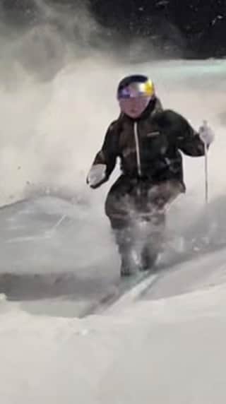 川村あんりのインスタグラム：「#モーグルマスターに俺はなる 💃🪩#throwback #moguls #skiing」