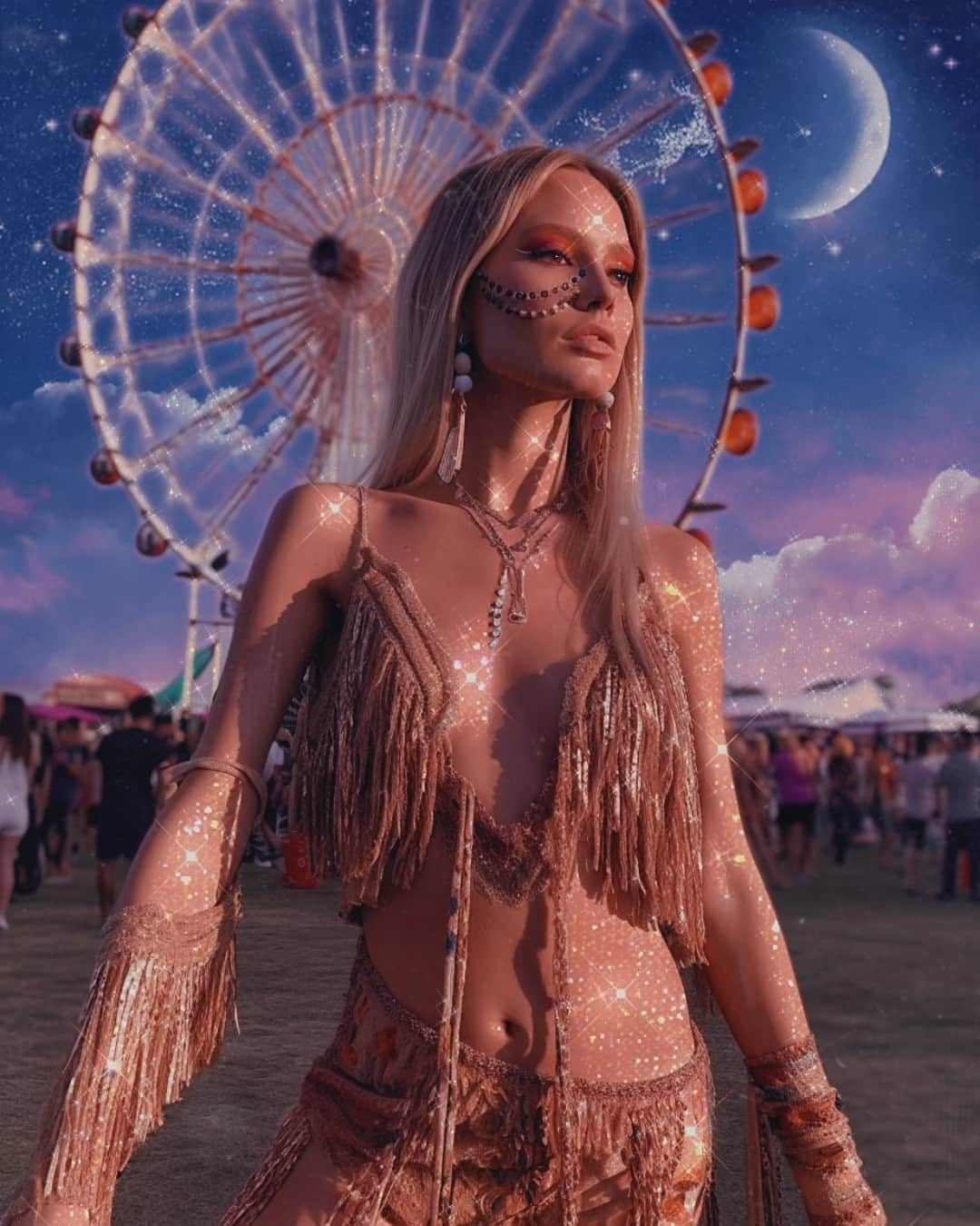 BeautyPlusさんのインスタグラム写真 - (BeautyPlusInstagram)「As much as I love Coachella, one thing tops it all: The magic sky edit. 🌃 🌞 💫  #coachella #coachellaoutfit #edclv #festival #festivaloutfit #coachellastyle #coachellafashion #coachellafestival #raveoutfit #festivals #festivaloutfits #coachellavalley #festivalgirls #edmlifestyle #ravegirls #edc #edmgirls #edm #coachellavibes #edmfamily #edmlife #lostlands #festivalbabes #ravebooty #headbanger #nfp」4月22日 11時01分 - beautyplusapp