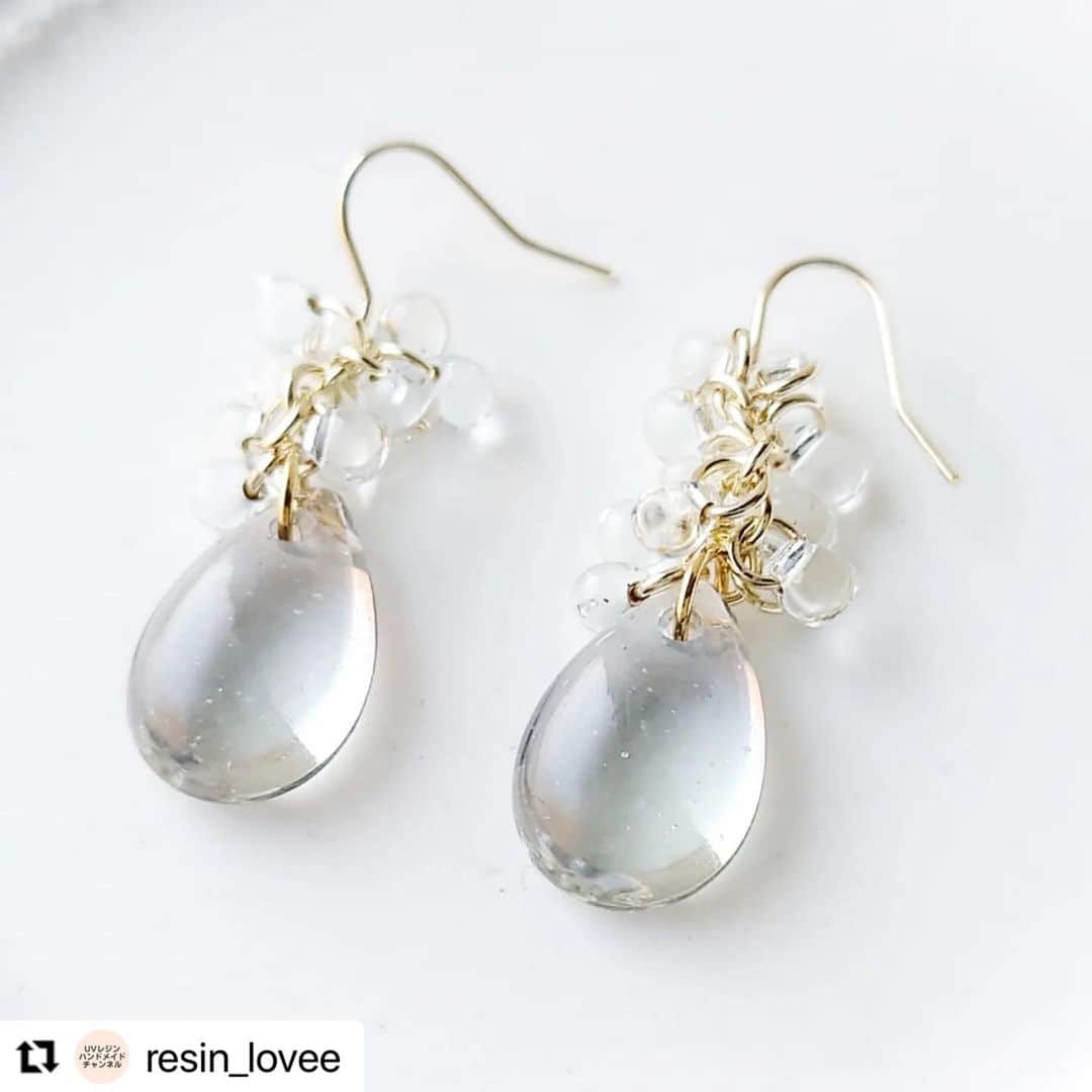 のインスタグラム：「#Repost @resin_lovee さん ・・・ . パーツクラブ公式アンバサダーを 務めさせていただいております😊 @partsclub_official  ⁡ くすみカラーで作る⁡ ⁡雫しゃぼん玉の作り方 ⁡⁡パーツクラブ公式アンバサダー作品⁡ ⁡⁡ ⁡使用したパーツクラブ様の材料は⁡ ⁡画像2、3枚目をご覧ください♬*°⁡ パーツクラブ⁡オンラインで購入できます◎ ⁡⁡ 作り方を初心者さんにも、 わかりやすく動画にしたものをYouTube 「ＵＶレジンハンドメイドチャンネル」にて 配信しております♡  #partsclub #パーツクラブ #パーツクラブ公式アンバサダー #パーツクラブファン⁡ ⁡ #ハンドメイド #ハンドメイドアクセサリー #レジン #レジン作家 #レジンアクセサリー #作り方 #アクセサリー #レジンクリエイター #ピアス #イヤリング #YouTube #ドライフラワー #UVレジンハンドメイドチャンネル ⁡ #もりもとまきこ」