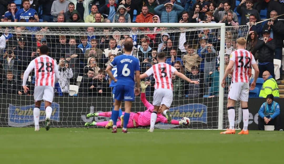 ストーク・シティFCさんのインスタグラム写真 - (ストーク・シティFCInstagram)「JACK BONHAM, BONHAM BONHAM BONHAM!  #StokeCity #SCFC #EFLChampionship」4月23日 0時28分 - stokecity