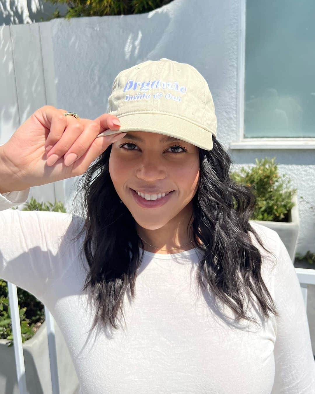 KORA Organicsさんのインスタグラム写真 - (KORA OrganicsInstagram)「Happy Earth Day 🌿 We’re celebrating with a limited-edition, 100% organic cotton hat as a reminder that organics are better for the planet. For every cap purchased, we’re donating net proceeds to @organicfarmingresearch.   Did you know? Organic farming involves less pollution, less soil erosion and less energy than non-organic harvesting practices (and that’s just the start). Visit our #linkinbio to learn more.  #organicinsideandout #earthday」4月22日 23時01分 - koraorganics