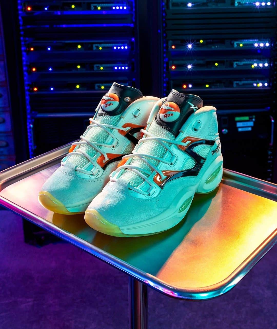Foot Lockerのインスタグラム：「Enter the Pump Universe.  Shop this all-new collection from Reebok online now.」