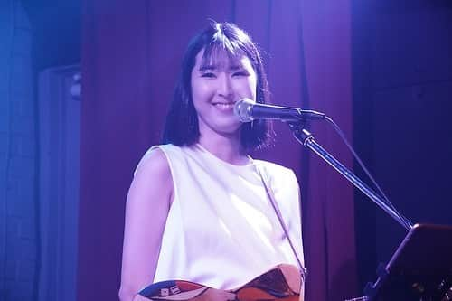 大久保初夏さんのインスタグラム写真 - (大久保初夏Instagram)「gig photos  photo by Shu  #show #photos #photo #gig #ライブ #オフィシャルカメラ #ライブ写真 #渋谷 #マルコム #malcolm #shibuya #ワンマン #ワンマンライブ #SOBP #shokaokubobluesproject #band #junaserita #makotomosonohara」4月22日 23時24分 - shokaokubo