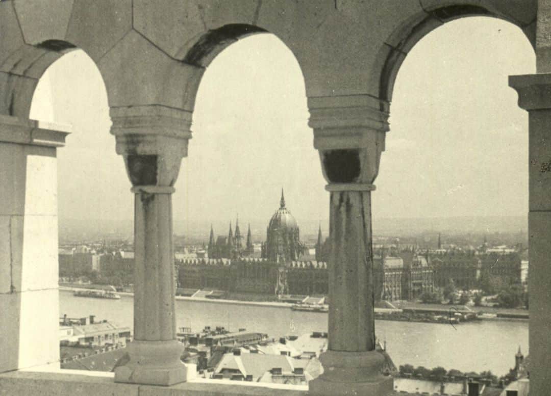 lifeのインスタグラム：「From the Mansell Collection - a view of the Hungarian Parliament Building from Fisherman’s Bastion, Budapest, Hungary.   Assembled by a London collector and organized by subject, the Mansell Collection is focused on art and culture. It contains more than 600,000 pieces—prints, daguerreotypes, glass plates, and other formats—from the 1870s-1940s.  View more images from the vast collection by clicking the link in our bio! ✨  #LIFEMagazine #LIFEArchive #MansellCollection #Hungary #Budapest #TravelDestinations #FishermansBastion」