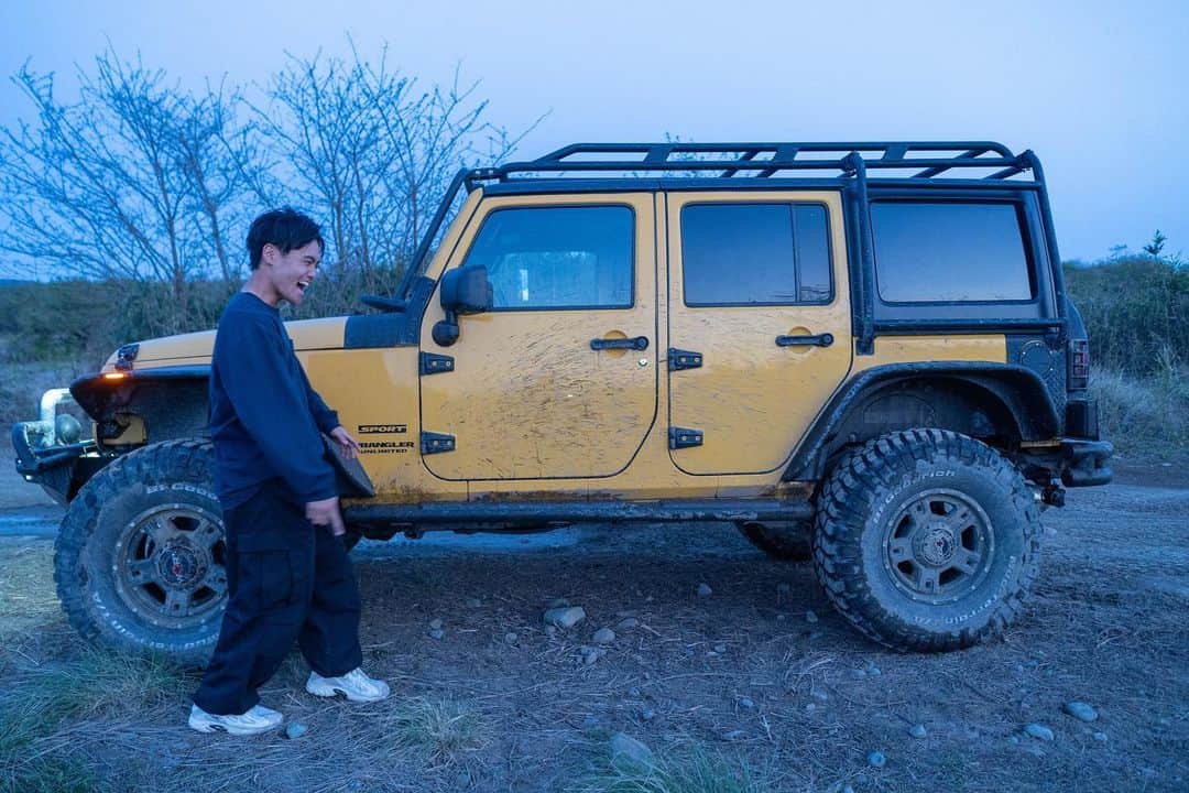 よへさんのインスタグラム写真 - (よへInstagram)「色んな思い出をありがとう、jeep君。またねん。  #元愛車 #jeep乗りだったってずっと自慢しよ #維持費やべぇから売りです #ビックになってまた買おう #よへ」4月22日 23時39分 - yohe_hehehe