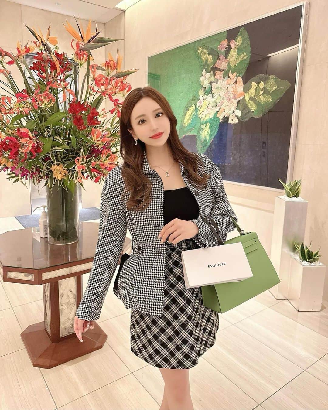 伴かなみのグルメインスタ