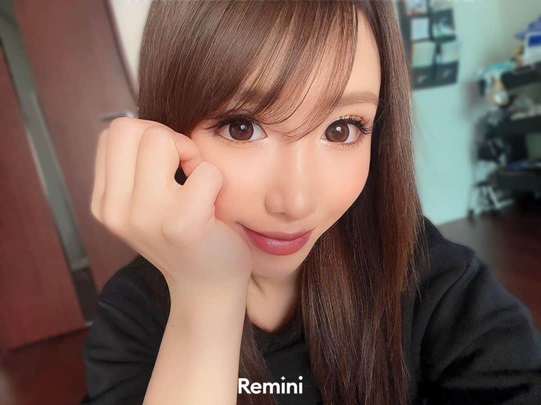 神咲れんのインスタグラム：「.  生活感丸出し×高画質無料版🍭  #キャバ嬢 #キャバクラ #シールエクステ #Tokyo #shinjuku  #girls #hairstyles」