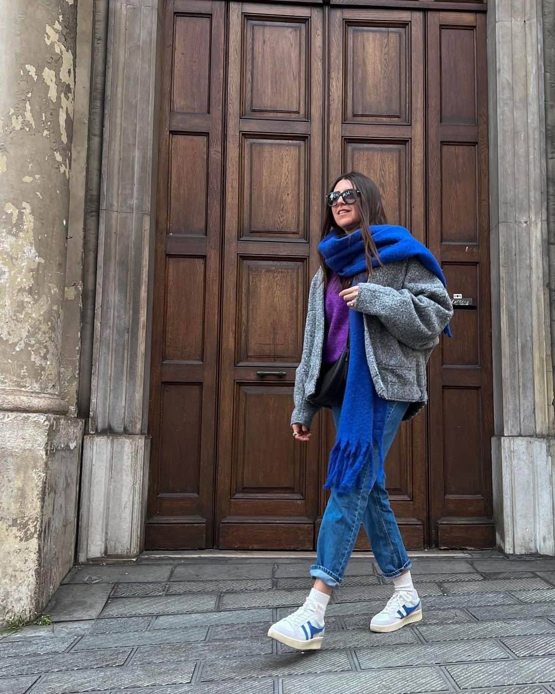 ゴーラのインスタグラム：「Stepping into Saturday like ... 🔥⁠ @my_nice_sunshine styling Superslam Blaze⁠ ⁠ ⁠ Shop now at Gola.co.uk⁠ 🔎 style: Superslam Blaze」