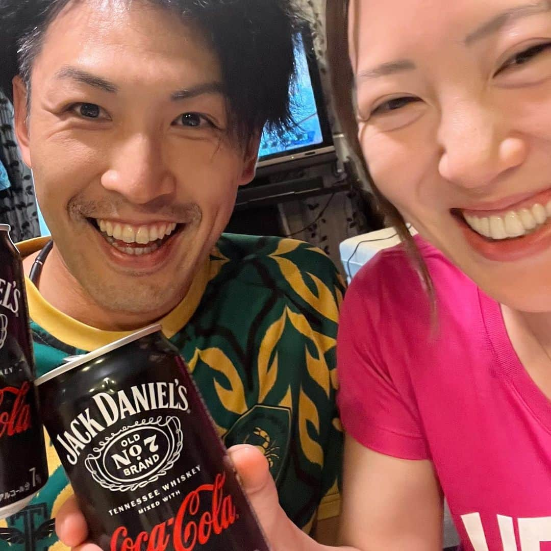 ありさ・あげまんクリエイターさんのインスタグラム写真 - (ありさ・あげまんクリエイターInstagram)「🍻🍻🍻  乾杯🍻  コカ･コーラを使った初のアルコール製品、ジャックダニエルとコカ･コーラをミックスしたバーカクテル“ジャックコーク”が満を持して2ブランドがタッグを組み、企画開発に至ったそうです✨  #ジャックコーク誕生 #カンペキな味わい #jackandcoke #bornready #お酒は20歳になってから #pr」4月22日 17時53分 - arisa_beauty