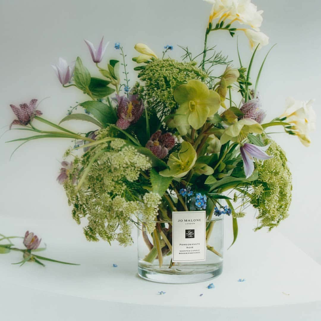 Jo Malone Londonさんのインスタグラム写真 - (Jo Malone LondonInstagram)「The natural world has long been our muse. This Earth Day, it is clearer than ever that we have a part to play in addressing our impact on the environment. We’ve got a long way to go but we’re committed to doing better. You can find out more about our efforts via the link in bio.」4月22日 18時00分 - jomalonelondon