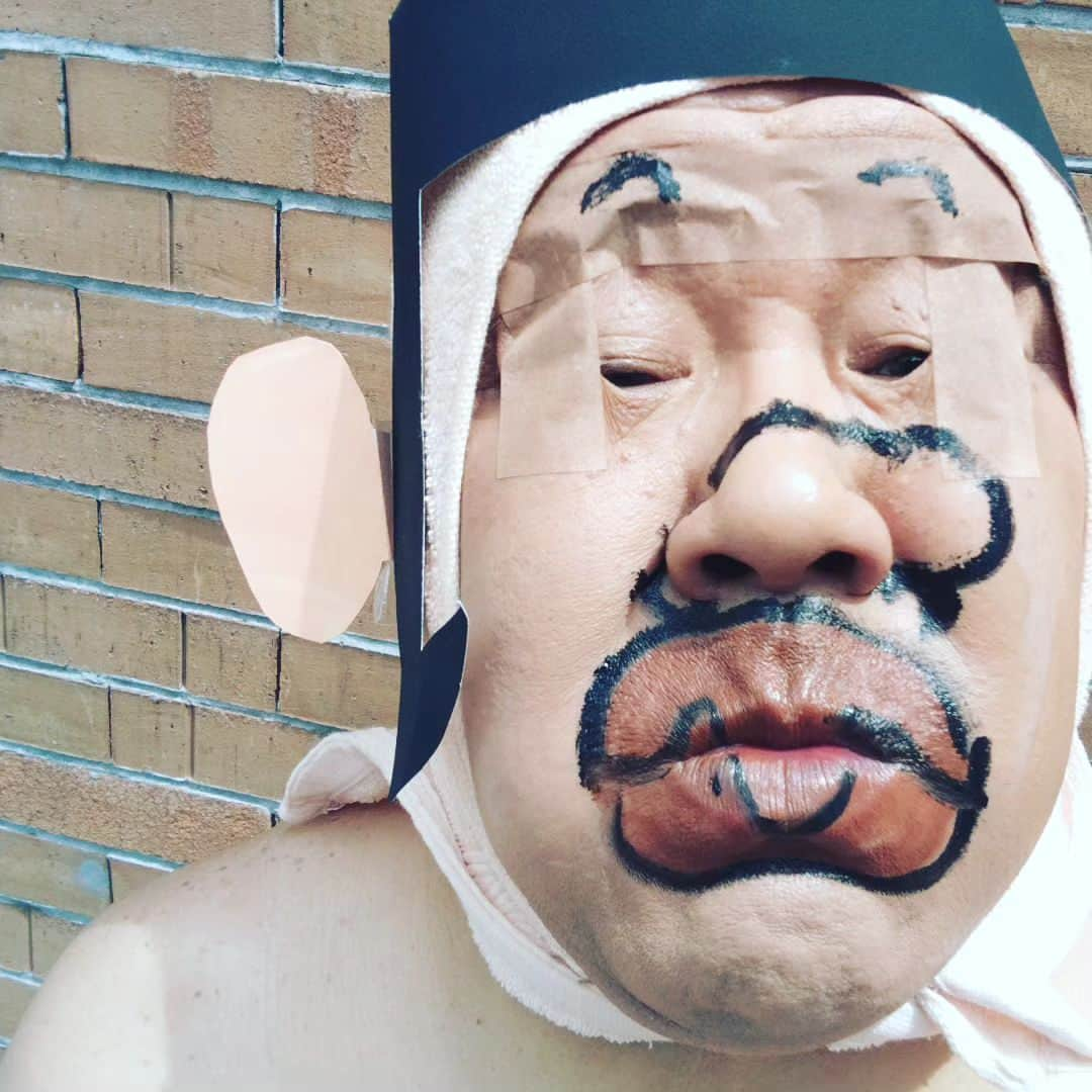 石塚英彦さんのインスタグラム写真 - (石塚英彦Instagram)「リクエスト大会(402) ｢アナゴさん｣ フジテレビ系列で放送されているテレビアニメ｢サザエさん｣においてマスオがつとめる海山商事の同僚。  お知らせ ユーチューブ石ちゃんねる❗ まいうー専門ちゃんねる❗ 毎週水曜日、土曜日更新❗ 今日も見てねーっ❗  石塚英彦 #アナゴさん#サザエさん#マスオの同僚#海山商事#フジテレビ#自由研究#コスプレ#コスプレイヤー#cosplayer#石塚英彦#石ちゃんねる」4月22日 18時12分 - ishichan_0206