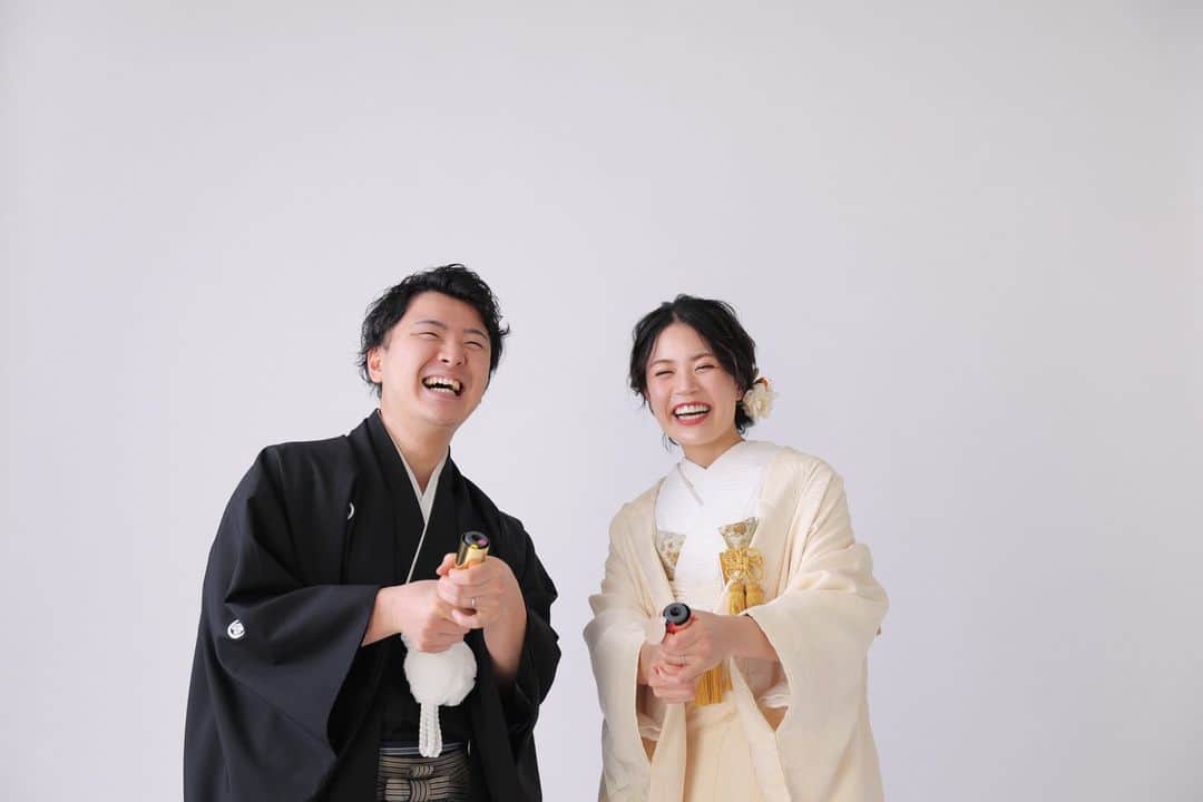 Studio TVB Kobeさんのインスタグラム写真 - (Studio TVB KobeInstagram)「． photographer:@h.yanagimoto.deco.ph hair&make: minami akaeda  @studiotvb_kobe @decollte_weddingphoto #光のウェディングフォト #夜景 #d_weddingphoto #日本中のプレ花嫁さんと繋がりたい #全国のプレ花嫁さんと繋がりたい #写真好きな人と繋がりたい #カメラ好きな人と繋がりたい #メイク好きな人と繋がりたい #東京カメラ部 #モデル募集 #ポートレート #ウェディングヘア #フォトウェディング #カップルフォト #チェリフォト #家族写真 #前撮り #結婚式準備 #大阪前撮り #神戸前撮り #ブライダルフェア #スタジオtvb神戸ハーバーランド店 #ロケーションフォト #プレ花嫁 #卒花嫁 #撮る結婚式 #2023夏婚さんと繋がりたい #2023春婚さんと繋がりたい #白無垢 #和装前撮り」4月22日 18時53分 - studiotvb_kobe
