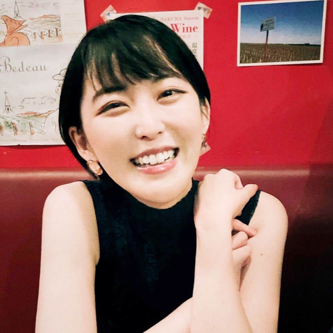 のインスタグラム：「週末は何をしますか？🍷」