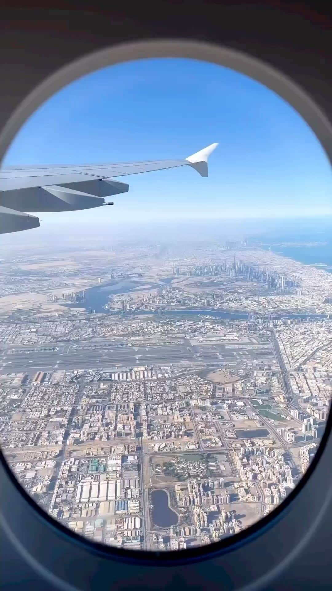 ドバイのインスタグラム：「#Dubai #دبي」
