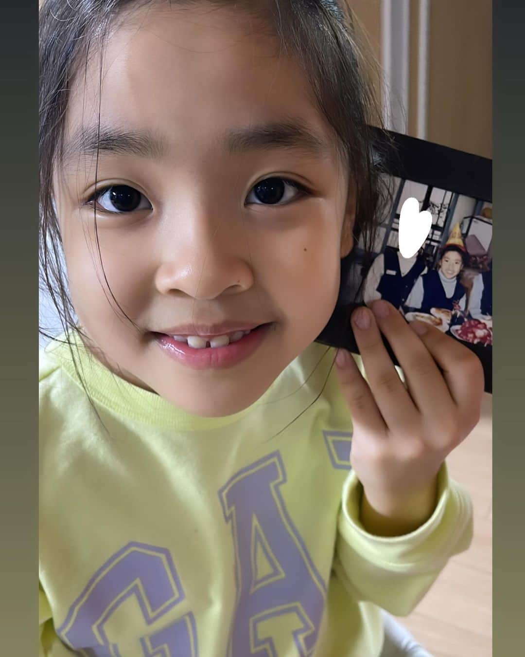 イ・ユンジのインスタグラム：「보자보자 닮았나. #소울아이거누구같아#정라니언니」