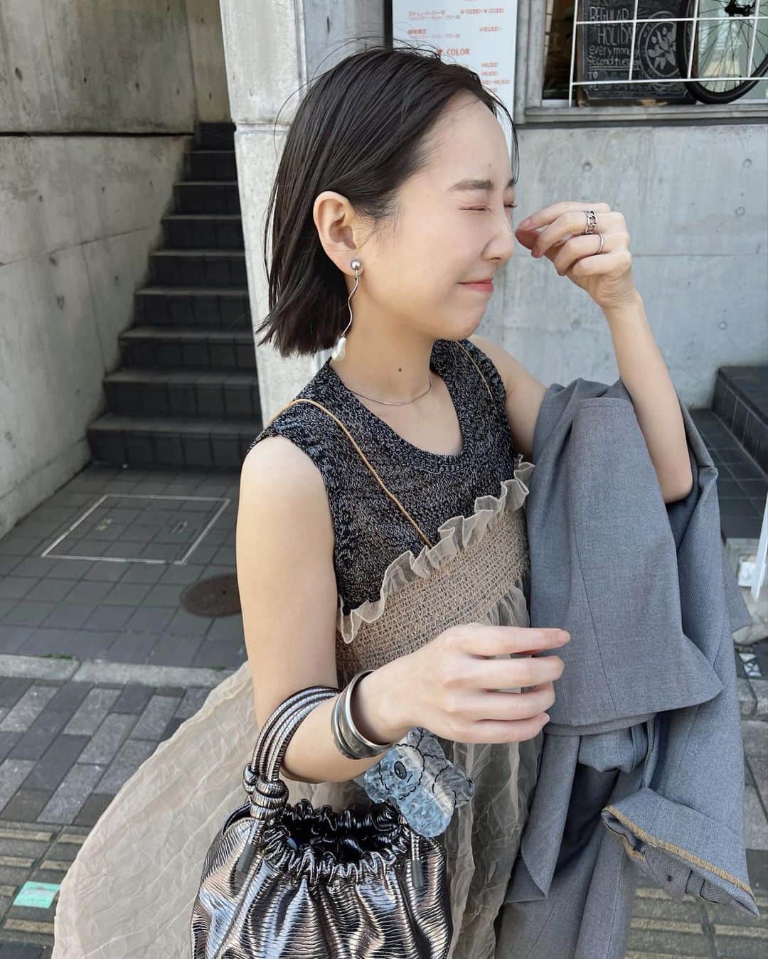 tappy1119のインスタグラム：「今年はタンクにロングブーツ 履きたい欲。  もちょっとだけ ブーツ履かせてくださいな👢💨🐨🐨🐨」