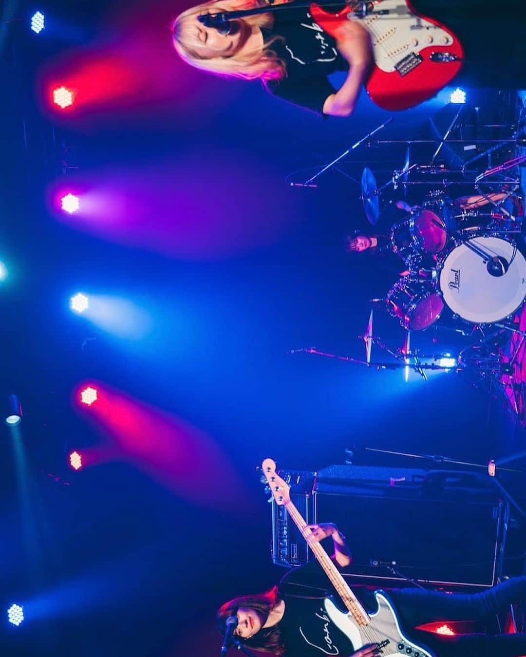 中川紅葉さんのインスタグラム写真 - (中川紅葉Instagram)「5月のライブ情報です〜🥁 🎸5/2 【HUG ROCK FESTIVAL ...