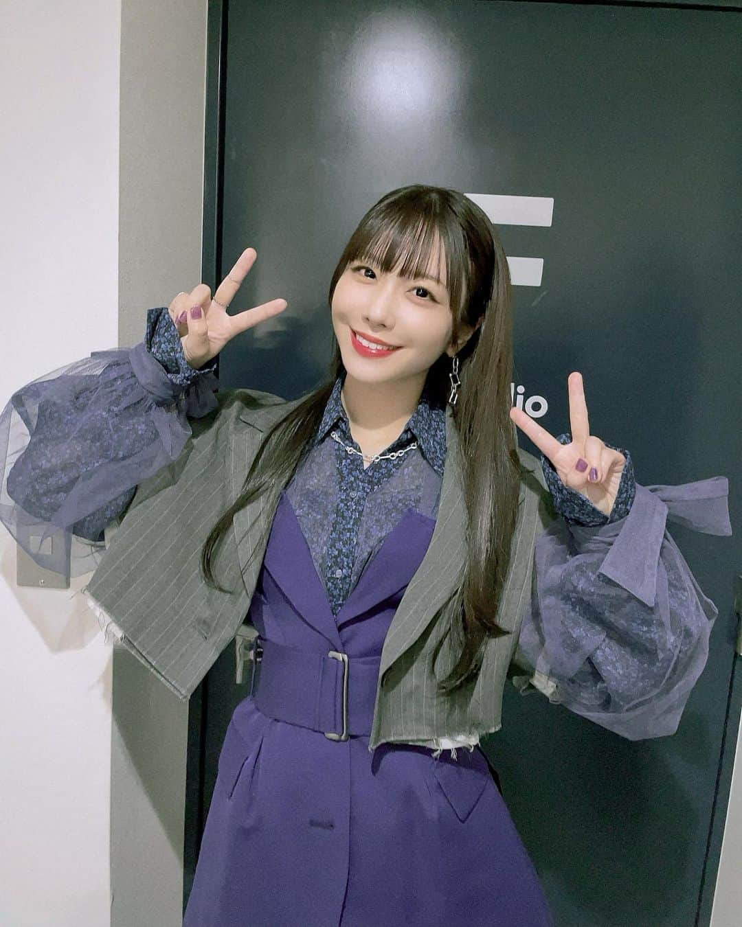 愛美さんのインスタグラム写真 - (愛美Instagram)「MV衣装〜　#ootd #衣装 #マジ愛美デス #magical_mad #魔法少女マジカルデストロイヤーズ #マジデス」4月22日 20時14分 - aimin_official