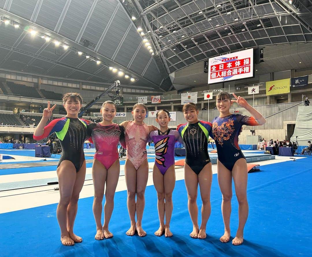 畠田姉妹（畠田瞳・畠田千愛）のインスタグラム：「全日本選手権決勝が終了しました。  2日間ミスなくできて良かったです！ NHK杯まで更に良い演技ができるように頑張りたいと思います。 応援ありがとうございました！！   #全日本選手権   #決勝   #体操」