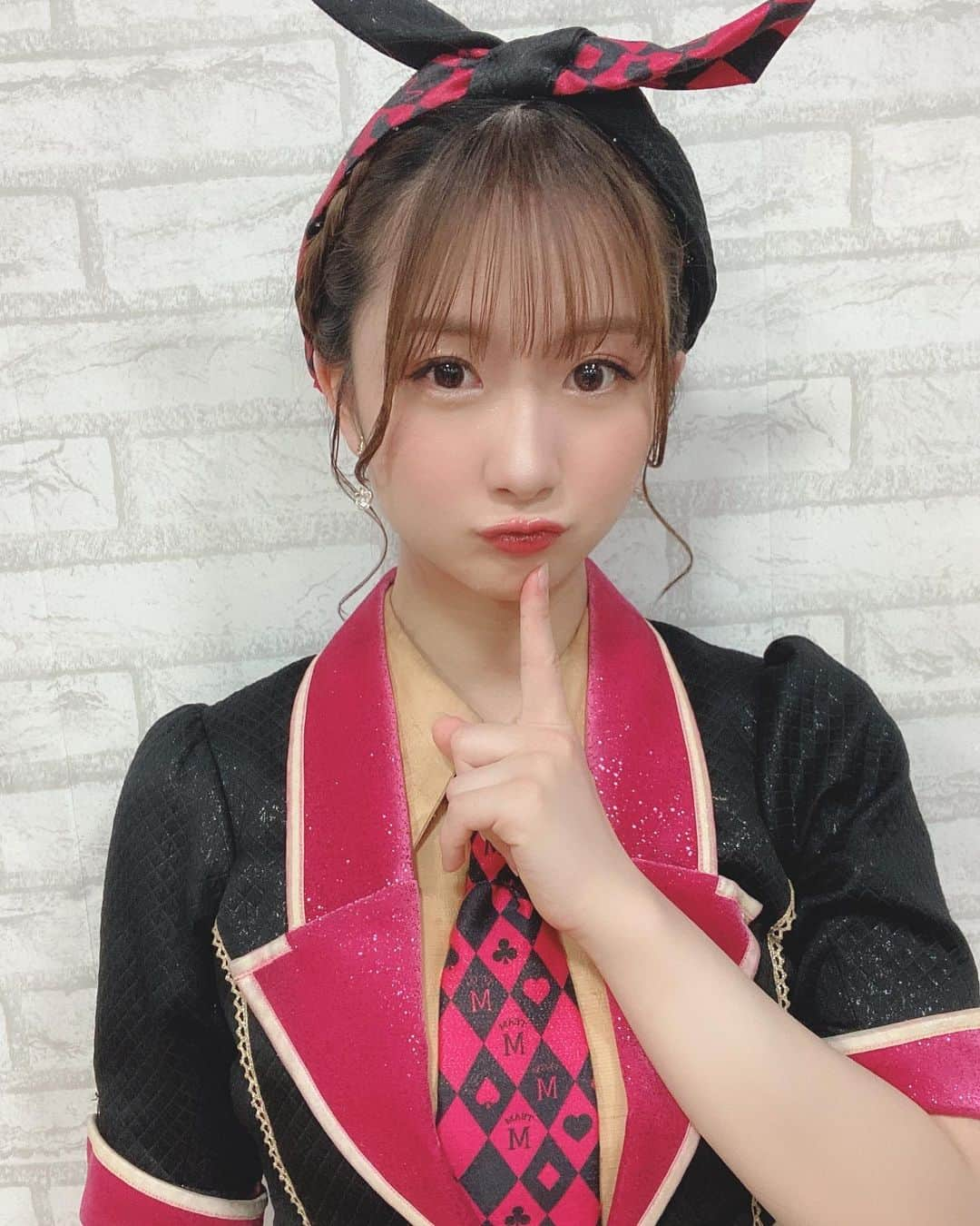 中野美来さんのインスタグラム写真 - (中野美来Instagram)「ぴょん🐰💗 ⁡ ⁡ ⁡ ⁡ ⁡ ⁡ ⁡ #nmb48 #アイドル #アイドル衣装 #ピンク」4月22日 21時23分 - _miraco