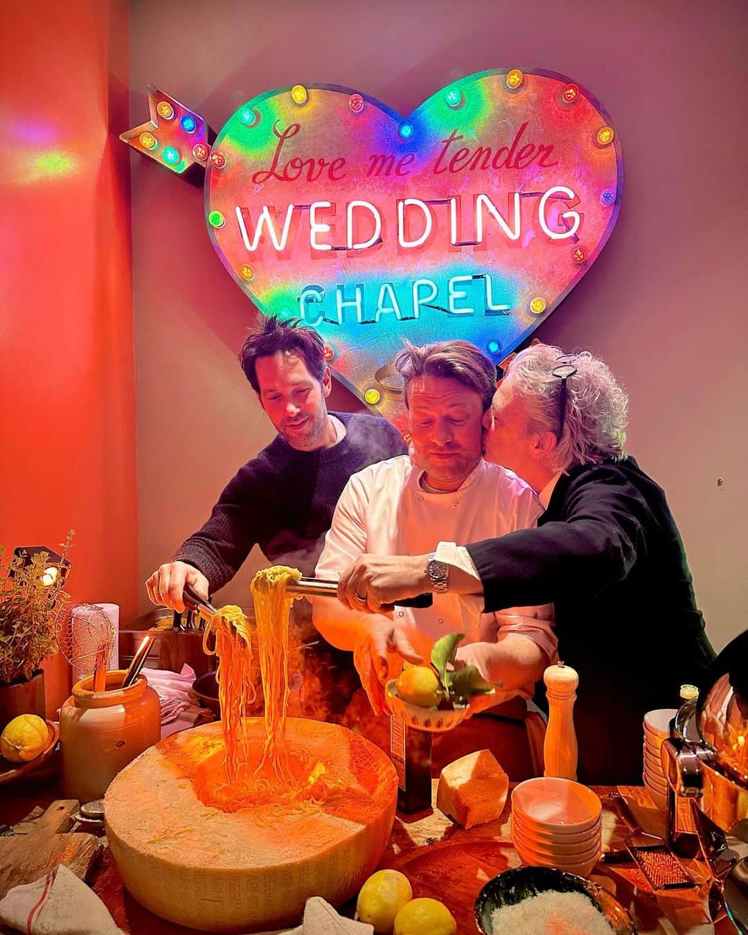 ジェイミー・オリヴァーのインスタグラム：「Me Paul Rudd Jason Fleming & Dexter Fletcher cooking up some Cacio e pepe together at the launch of his new film “Ghosted” out Now on Appletv it’s a great Action packed Rom Com of epic proportions your going to love it」