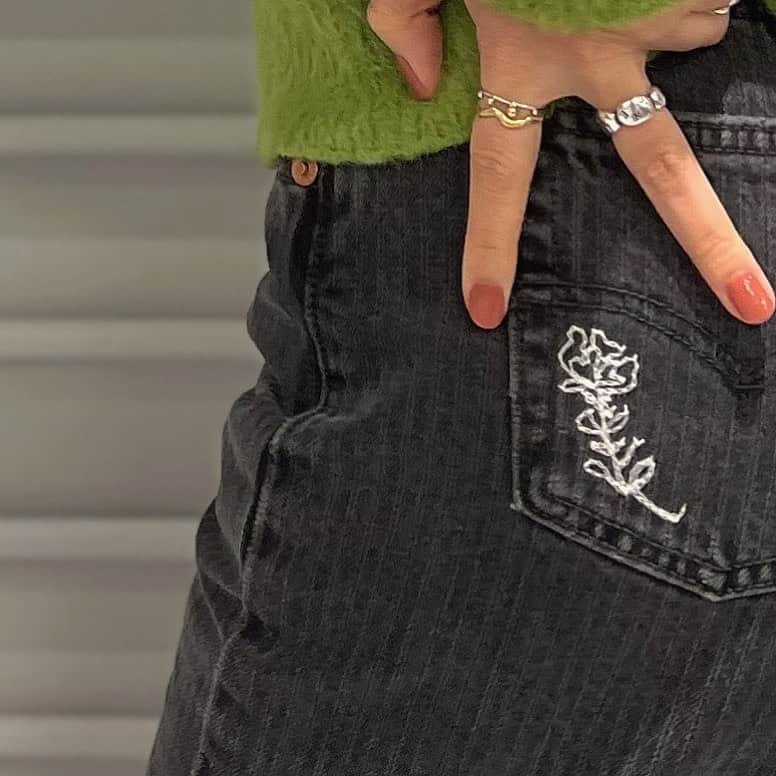 TOMOMIのインスタグラム：「👖👖👖」
