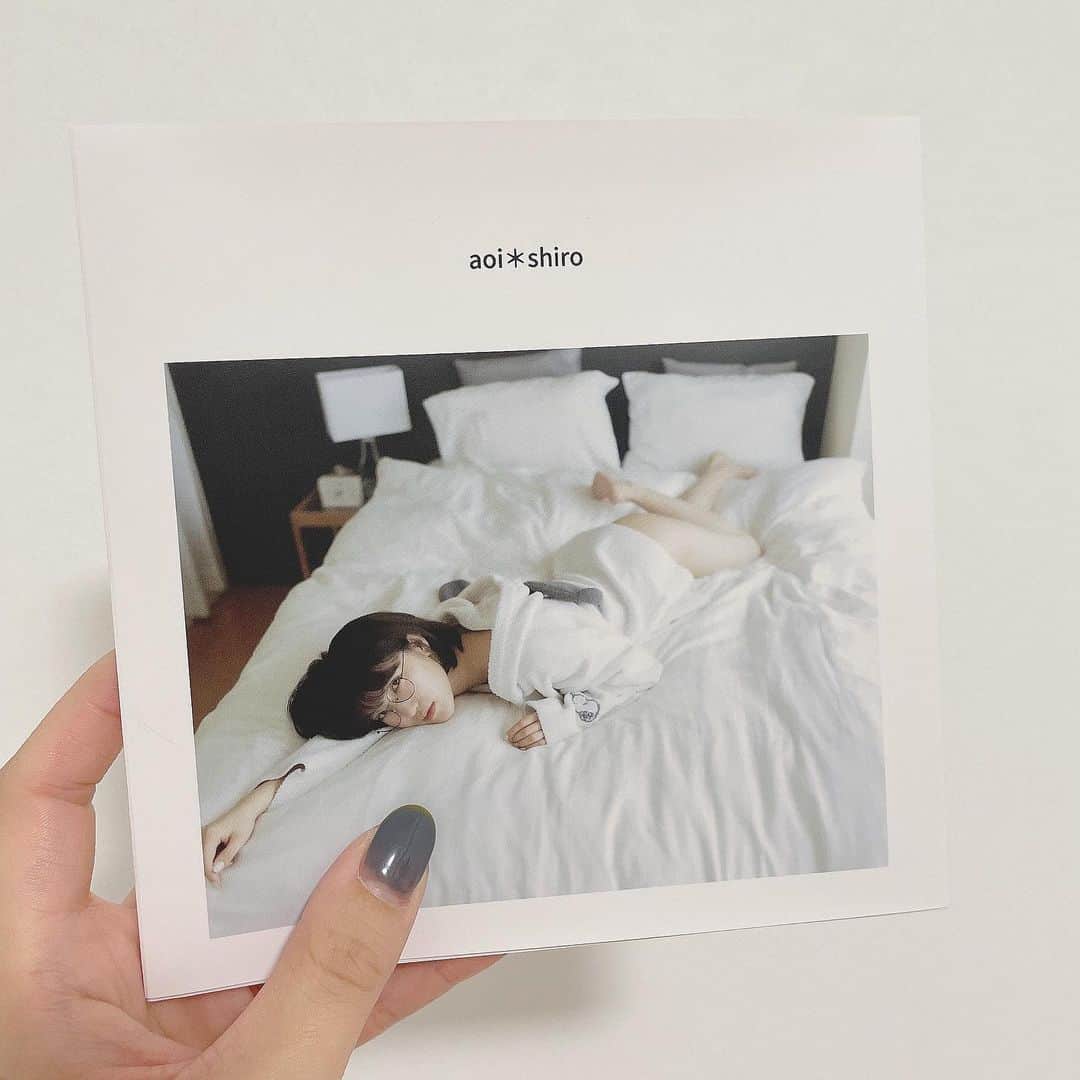 東条蒼のインスタグラム：「フォトブック！一弾目！ ほぼ完成👏  5月から発売しますー♪お楽しみに  #蒼ファミリー #撮影会 #メガネ女子 #あおたん #蒼 #ちびでび #ポトレ #ポートレート #撮影モデル #コスプレ #followｍe #following #japan #girl #photooftheday #tagsforlikes #instalike  #台湾 #香港 #粉我 #拍照 #照片 #人像攝影」