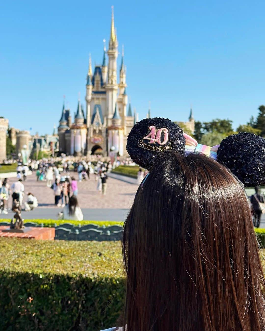 繁田美貴さんのインスタグラム写真 - (繁田美貴Instagram)「*＊ 行ってきました♪ #次の誕生日 を迎えたら #私も #40周年！ #同級生 だと #勝手に思ってます 🥳」4月22日 22時08分 - handa_miki