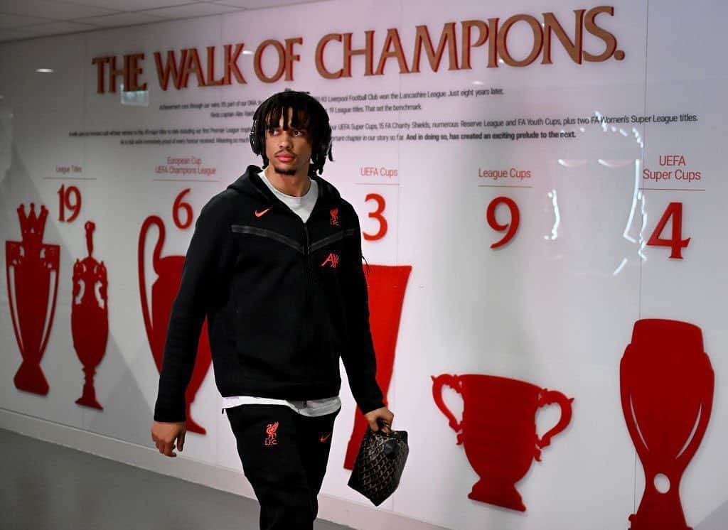 トレント・アレクサンダー＝アーノルドさんのインスタグラム写真 - (トレント・アレクサンダー＝アーノルドInstagram)「Trent arriving at Anfield for the game vs Nottingham Forest (22-04-2023) 🔴📷: Andrew Powell for Liverpool FC 🔴 @trentarnold66 🔴   Tags ignore: #trentarnold #TAA66 #team66 #trentalexanderarnold #team66 #trentalexander  #milner #hendo #gerrard #diogojota #liverpool #lfc #salah #mane #firmino #robertson #vandijk #keita  #chamberlain #aoc #thiago #matip #gakpo  #tsimikas #football  #l4l #f4f #lfl」4月22日 22時26分 - trentaa66