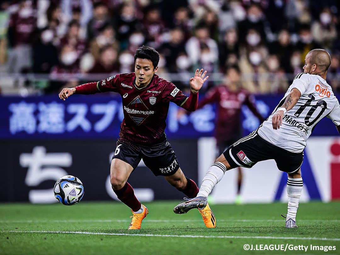 Goal Japanさんのインスタグラム写真 - (Goal JapanInstagram)「⚓ #横浜Fマリノス が逆転勝利！🔥 エース #アンデルソンロペス が2得点、#渡辺皓太 がビューティフルゴール！2点差をひっくり返して、首位・ヴィッセル神戸との熱戦を制す！(Photo: J.LEAGUE / Getty Images)  #soccer #football #meijiyasudaseimeijleague #jleague #yokohamafmarios #fmarinos #サッカー #フットボール #明治安田生命Jリーグ #Jリーグ #⚽」4月22日 22時22分 - goaljapan