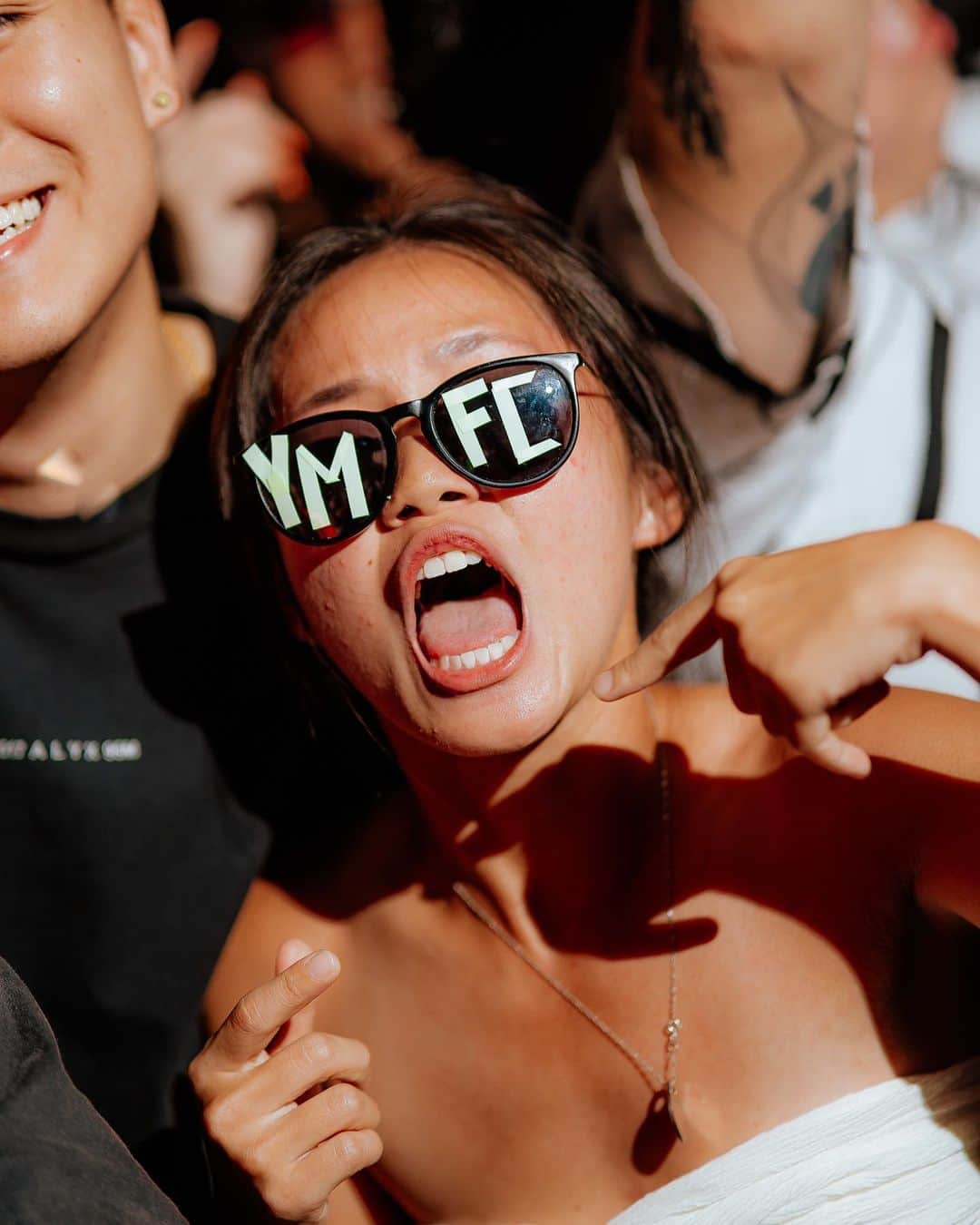 Yellow M.F. Clawさんのインスタグラム写真 - (Yellow M.F. ClawInstagram)「SINGAPORE WE LOVE YOU」4月22日 22時53分 - yellowclaw