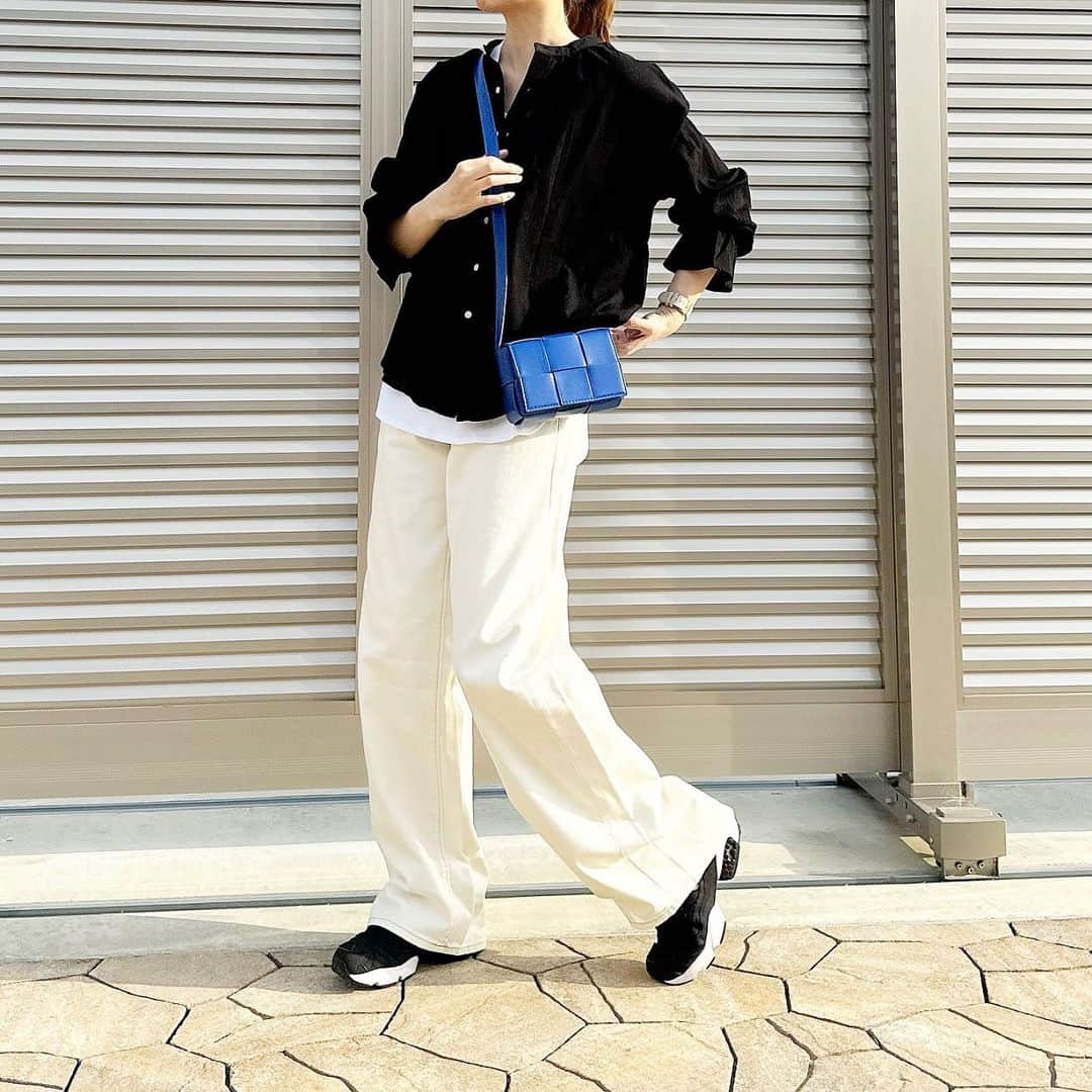 y_mmm_kさんのインスタグラム写真 - (y_mmm_kInstagram)「2023.04.22  .  .  ▷▷▷ #カジュアルコーデ #シンプルコーデ #春コーデ  @classicalelf_official 《JAVA ジャバコラボ》 2wayバンドカラー楊柳ガーゼシャツ  楊柳素材でサラッと着られて これからの季節 使えるシャツです♡  .  .  .  #classicalelf#クラシカルエルフ#エルフコーデ#タイアップ#zozo#zozotown#zozo購入品#zozo town購入品 #着回し#アラサーコーデ#アラフォーコーデ#秋コーデ #高身長コーデ#プチプラコーデ#168cm#partegram#locari#ママコーデ#ママファッション#大人カジュアル#ootd#outfit」4月22日 22時45分 - y_mmm_k