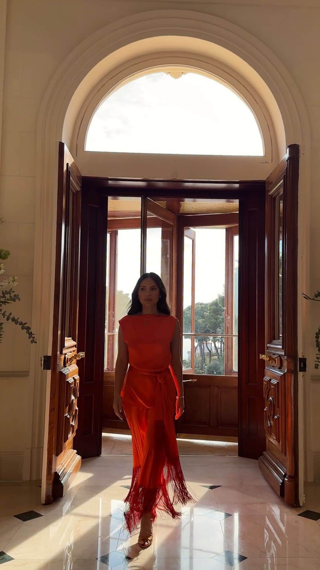 Marianna Hewittのインスタグラム：「walking into the dreamiest weekend 🤍」