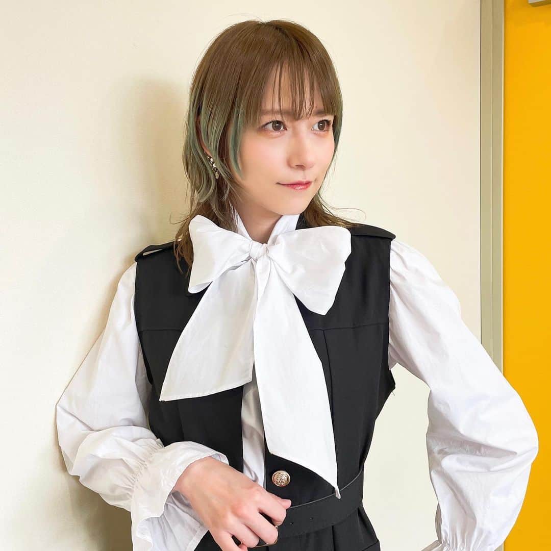 のインスタグラム：「ㅤㅤㅤㅤㅤㅤㅤㅤㅤㅤㅤㅤㅤ 2.5次元舞台に男性役として出演したいと常々考えている。 どうにか道を切り開きたい。 2.5において 男性が女性役を務める舞台はあってもその反対はあまり見受けられず。 (元タカラジェンヌの方は除く) (男装アイドル的なことでもなく) 男性に混ざって男性として出演したい。 身長も肩幅もある。 声も出せる。 絶対に切り開きたい。 私が必ず叶えることの内のひとつと決めています。 ㅤㅤㅤㅤㅤㅤㅤㅤㅤㅤㅤㅤㅤ #宮島咲良 #ミヤジマン #ぼっち戦隊ミヤジマン」