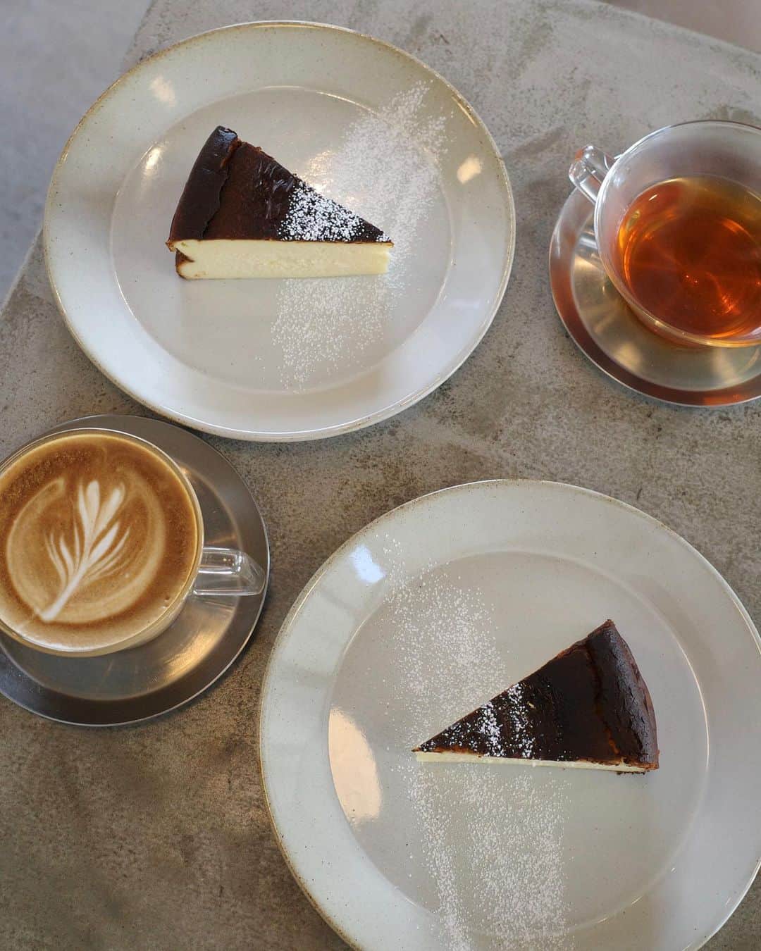 Lisaのインスタグラム：「📍+3K cafe / 大須 久々行った〜🫶🏻今回はパンケーキはなし🥞  #大須#名古屋#大須カフェ#名古屋カフェ」