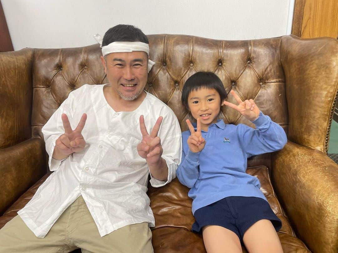 一三さんのインスタグラム写真 - (一三Instagram)「父と息子と。」4月23日 9時32分 - ichizou.co.jp