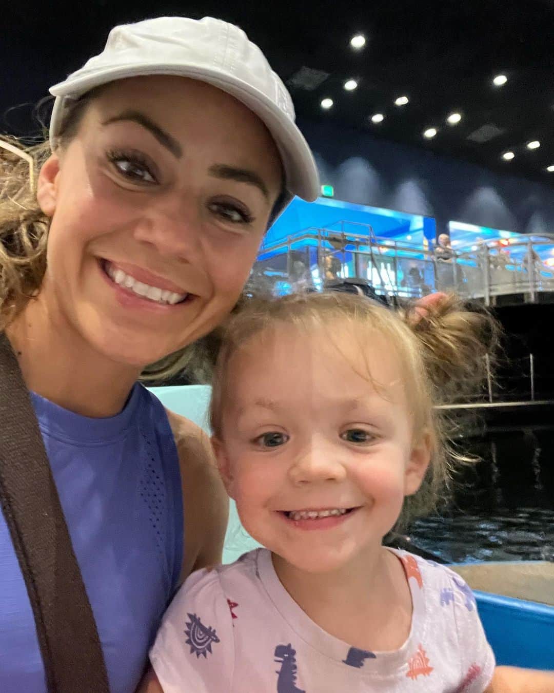 Camille Leblanc-Bazinetさんのインスタグラム写真 - (Camille Leblanc-BazinetInstagram)「Mommy daughter day ❤️  I can’t even begin to explain the amount of love I have for her. She comes first 🙏❤️  I’m not sure if it’s just me but there is so much going on in the world that seems to be targeting our children  and their innocence. What are you thoughts?」4月23日 1時57分 - camillelbaz