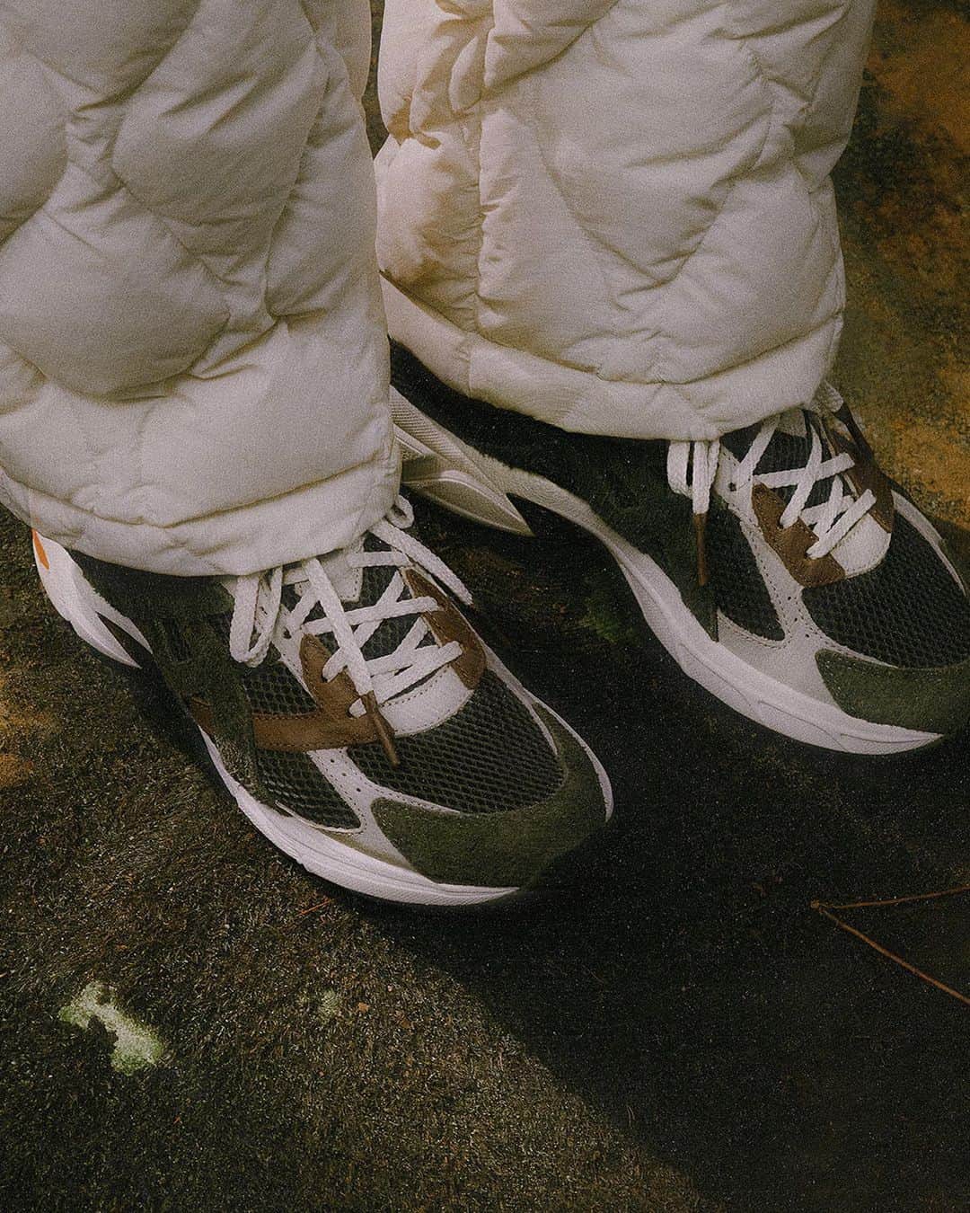 Titoloさんのインスタグラム写真 - (TitoloInstagram)「Coming Soon👀 ASICS and HAL STUDIOS have teamed up once again to launch the GEL-1130™️ MK II 'FOREST', the latest iteration of their collaborative partnership. ★ Release: Saturday, April 29 ➡ available online @titoloshop  ★ HAL STUDIOS x ASICS GEL-1130™️   ★ Style Code 🔎 1201A924 300 #asicsswitzerland #sneakers #halstudios #GEL1130 #soundmindsoundbody #newstyle #liveuplifted #montanasportstyle #titoloshop #classics #fashion #sneaker #sneakerlove #collab #sneakerheads」4月23日 2時00分 - montanasportstyle