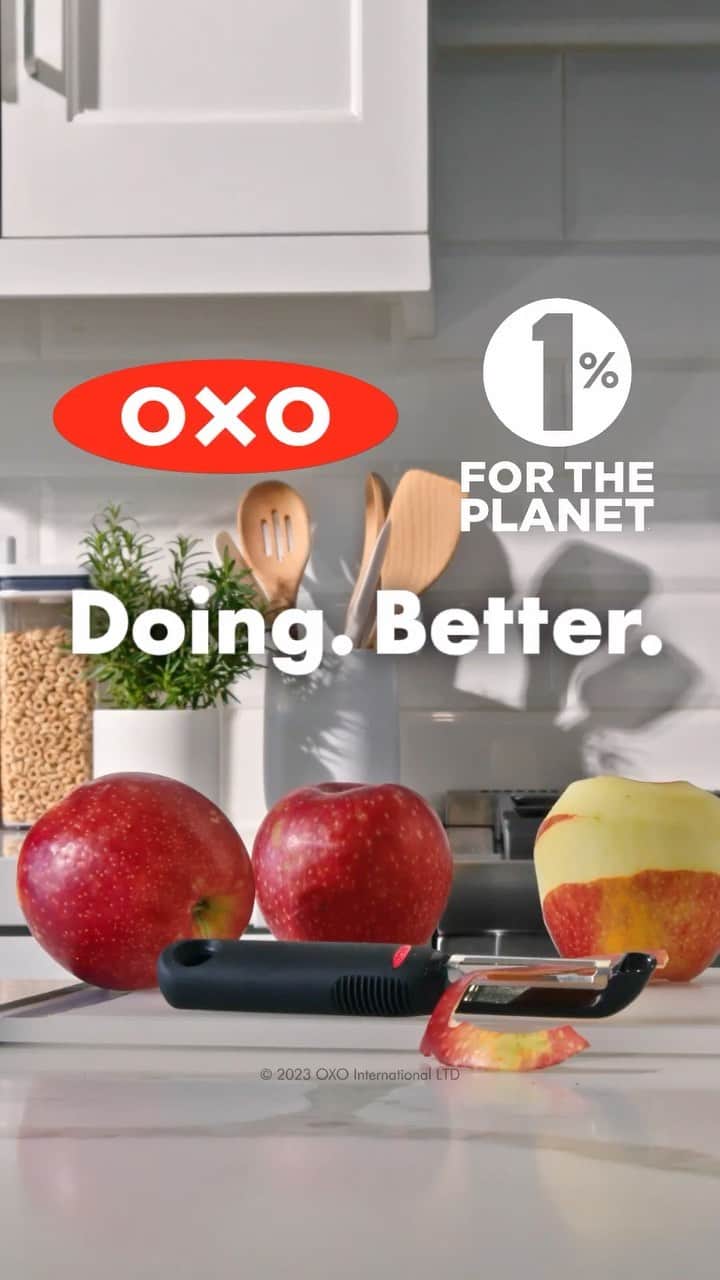 OXOのインスタグラム：「Happy Earth Day! Today and every day, OXO is proud to partner with 1% for the Planet and donate 1% of total sales to community food programs. So every OXO product you buy helps enrich food systems around the world. Together, we're all doing better for the planet. OXO and 1% for the Planet. Doing. Better.」