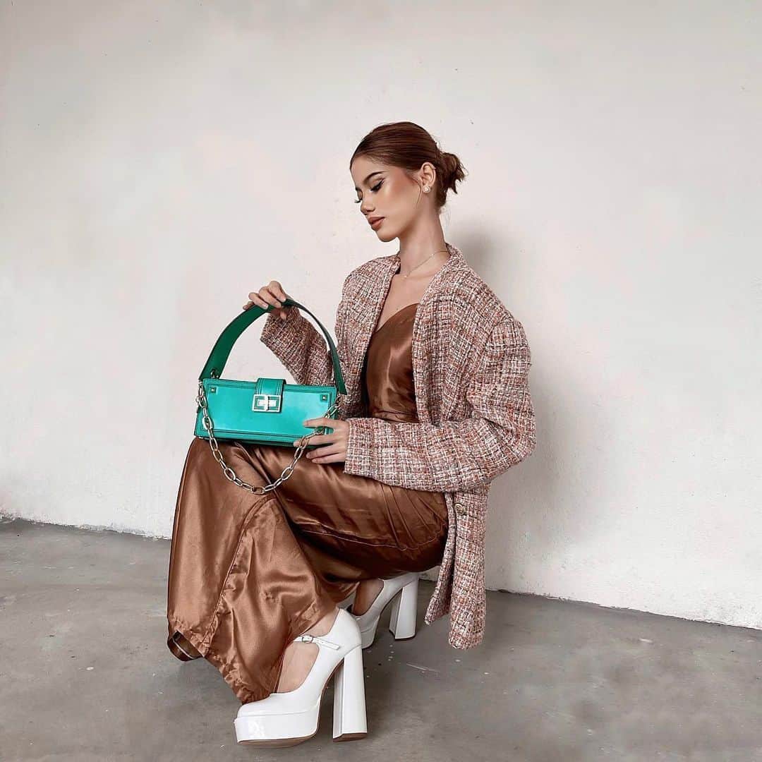 ALDO shoesさんのインスタグラム写真 - (ALDO shoesInstagram)「Life’s not perfect, but #ALDOCrew beauty @deesara_’s fit is 😍 Say yes to comfort this spring with styles Anjie & Trezor. Tap to shop! #AldoMalaysia #AldoShoes」4月23日 2時01分 - aldo_shoes