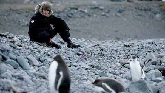 オーランド・ブルームさんのインスタグラム写真 - (オーランド・ブルームInstagram)「On this #EarthDay, I’m thinking back to my six week trip to Antarctica — where I got to experience firsthand how remarkable and fragile our planet is w/ my cousin Sebastian Copeland🌏🙏  📸 @copelandadventures」4月23日 2時40分 - orlandobloom