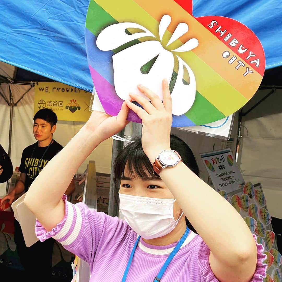 森井ユカさんのインスタグラム写真 - (森井ユカInstagram)「🏳️‍🌈東京レインボープライド2023は4/22、23に代々木公園で開催、パレードは23日の13時スタート（写真は22日の様子です。めたんこ賑わっておりました）😉 Tokyo Rainbow Pride 2023 to be held on April 22 and 23, Parade starts at 1pm on 23rd!  #東京レインボープライド #東京レインボープライド2023 #tokyorainbowpride #tokyorainbowpride2023」4月23日 2時36分 - yukamorii