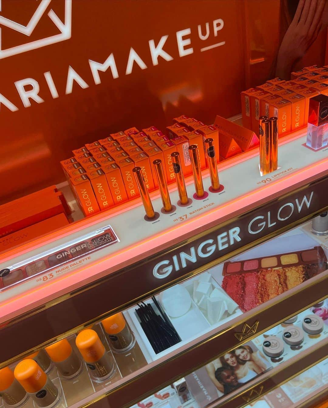 マリ・マリアさんのインスタグラム写真 - (マリ・マリアInstagram)「Obrigada fortaleza , obrigada @sephorabrasil 🧡 @marimariamakeup vamos espalhar #gingerglow pelo mundo 😭🧡」4月23日 2時38分 - marimaria