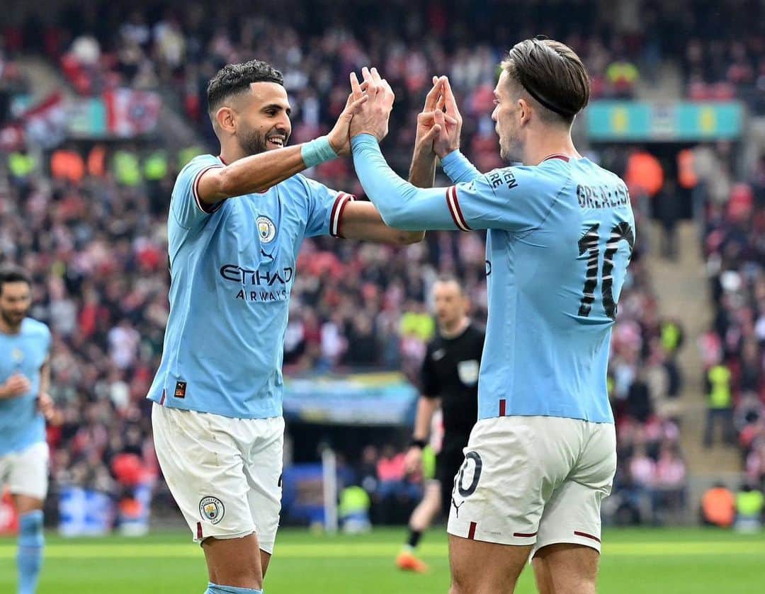 ジャック・グリーリッシュさんのインスタグラム写真 - (ジャック・グリーリッシュInstagram)「FA Cup Final let’s go 🤩 top performance from the boys & especially @riyadmahrez26.7 🔥🙌🏻」4月23日 4時18分 - jackgrealish