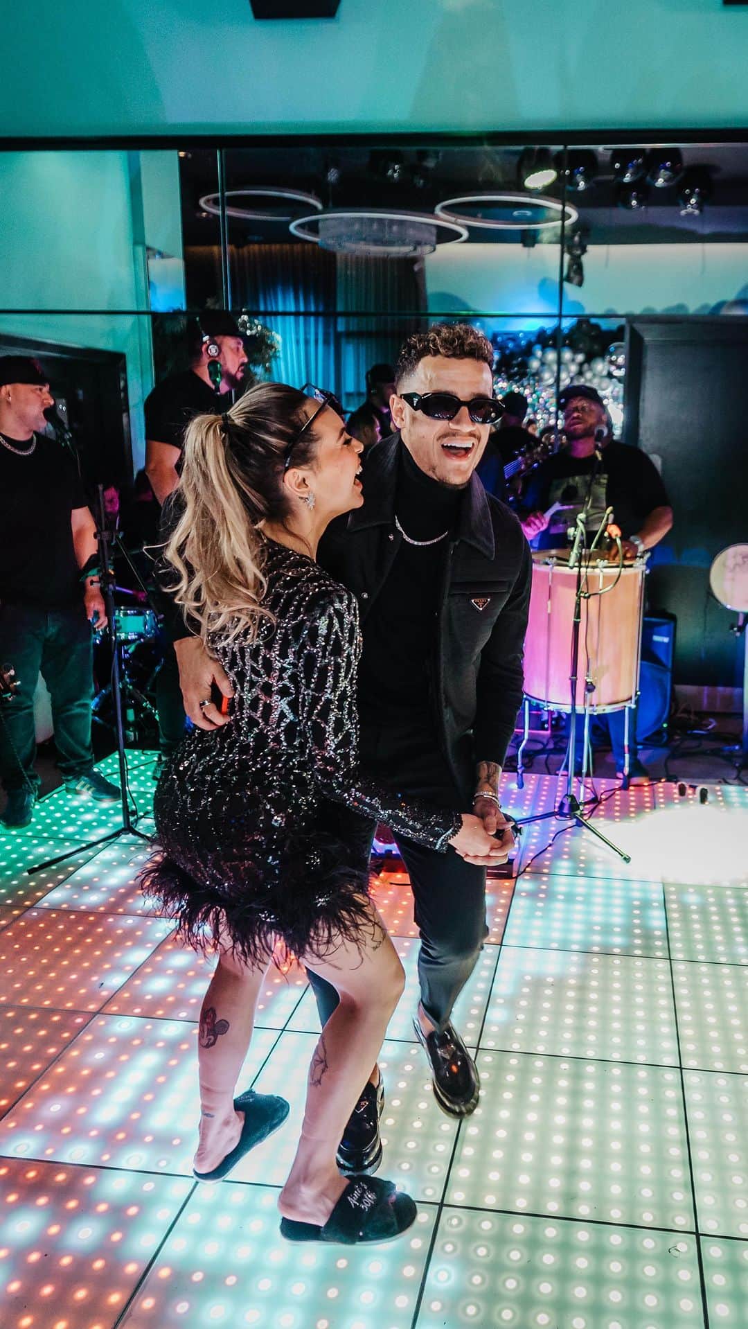 アンネ・コウチーニョのインスタグラム：「About my party 🎉」